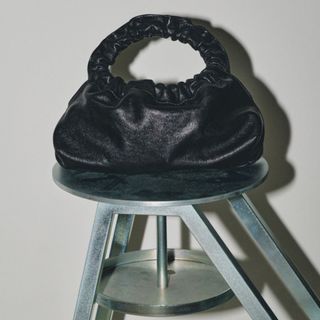 トゥデイフル(TODAYFUL)のodds Small Hand bag(ハンドバッグ)