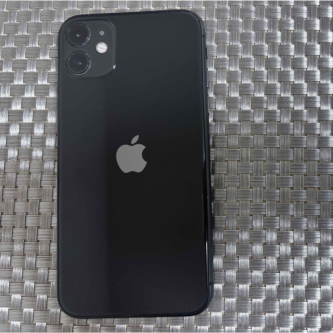 iPhone 11iPhone11