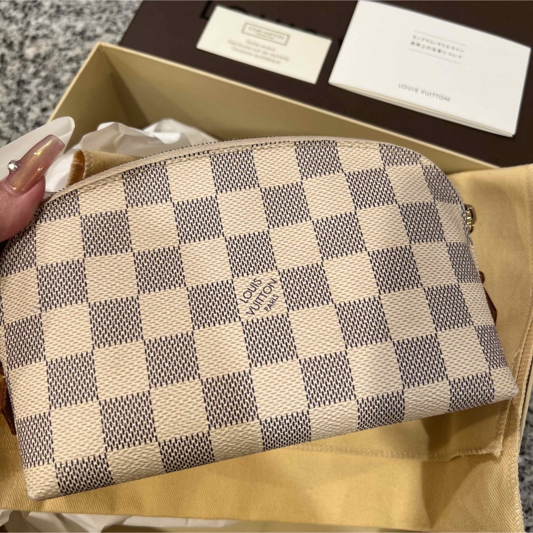 LOUIS VUITTON(ルイヴィトン)の【ルイヴィトン】ダミエ・アズール キャンバス 化粧ポーチ レディースのファッション小物(ポーチ)の商品写真