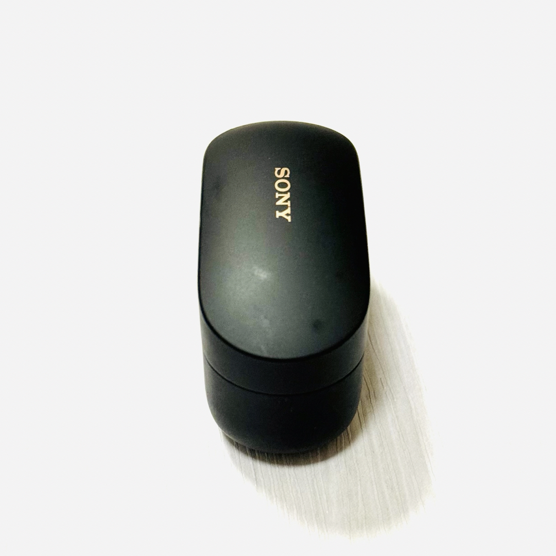 SONY(ソニー)のソニー純正 WF-1000XM4 ブラック 充電ケースのみ スマホ/家電/カメラのオーディオ機器(ヘッドフォン/イヤフォン)の商品写真