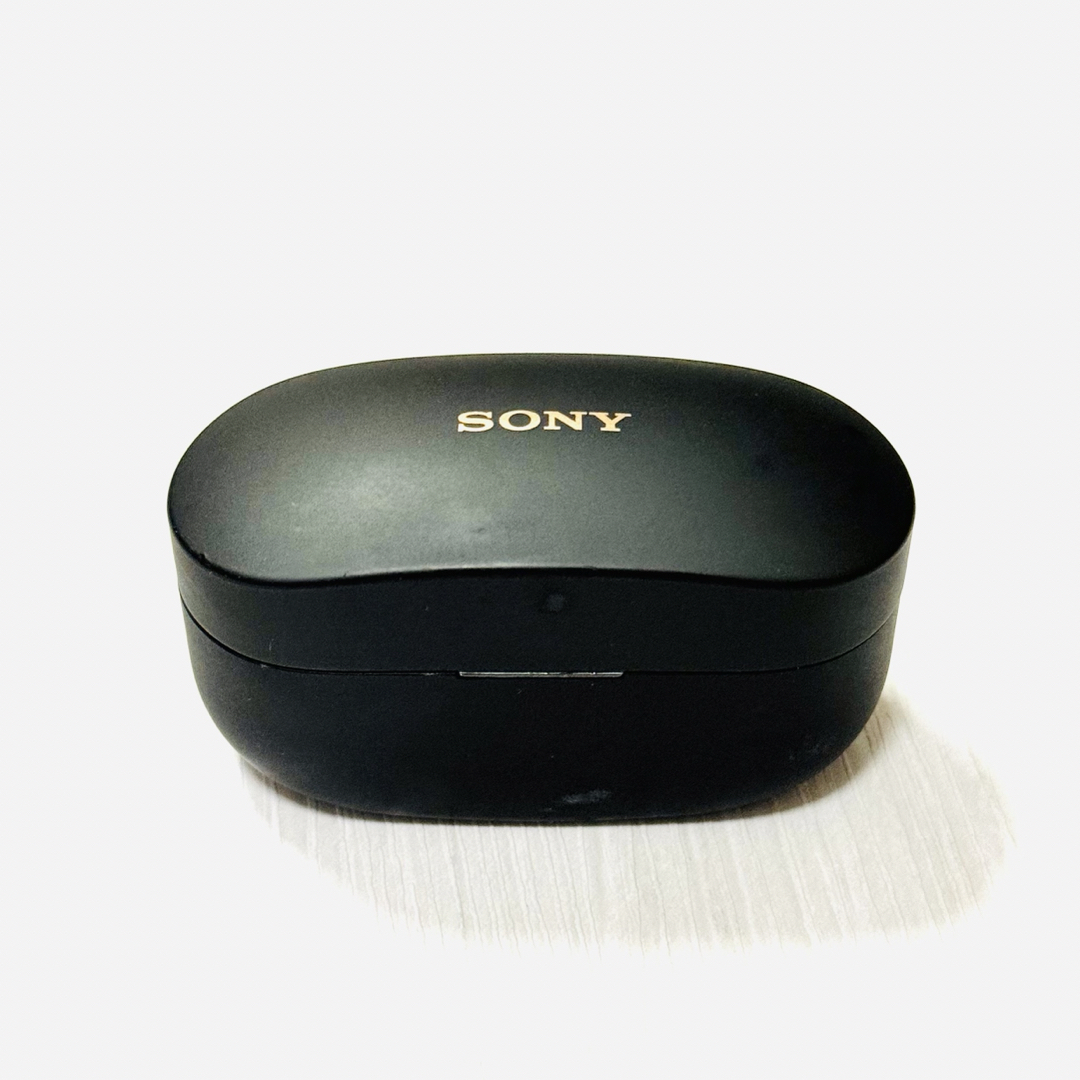 SONY(ソニー)のソニー純正 WF-1000XM4 ブラック 充電ケースのみ スマホ/家電/カメラのオーディオ機器(ヘッドフォン/イヤフォン)の商品写真