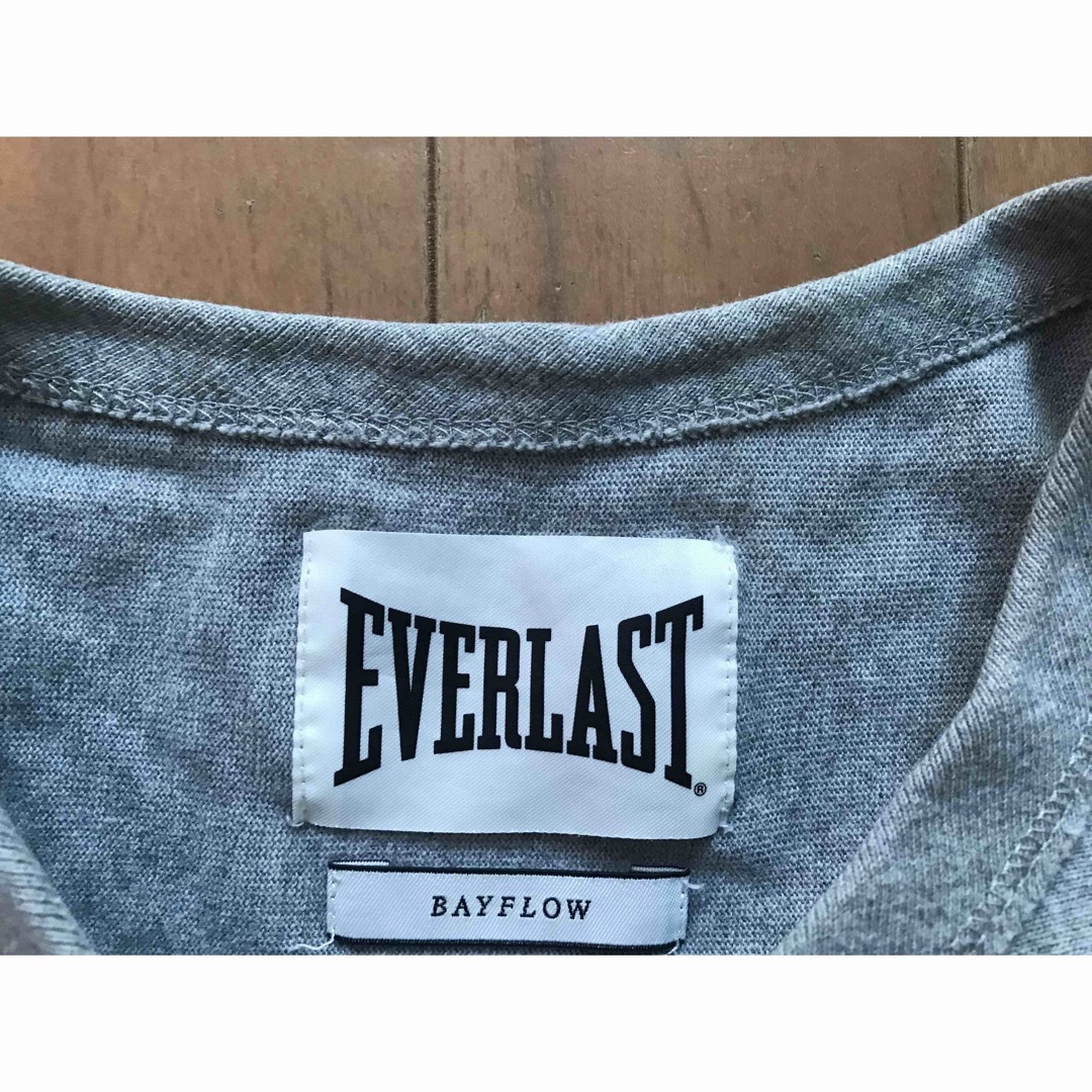 BAYFLOW(ベイフロー)の値下げ BAYFLOW × EVERLAST tee M-L メンズのトップス(Tシャツ/カットソー(半袖/袖なし))の商品写真