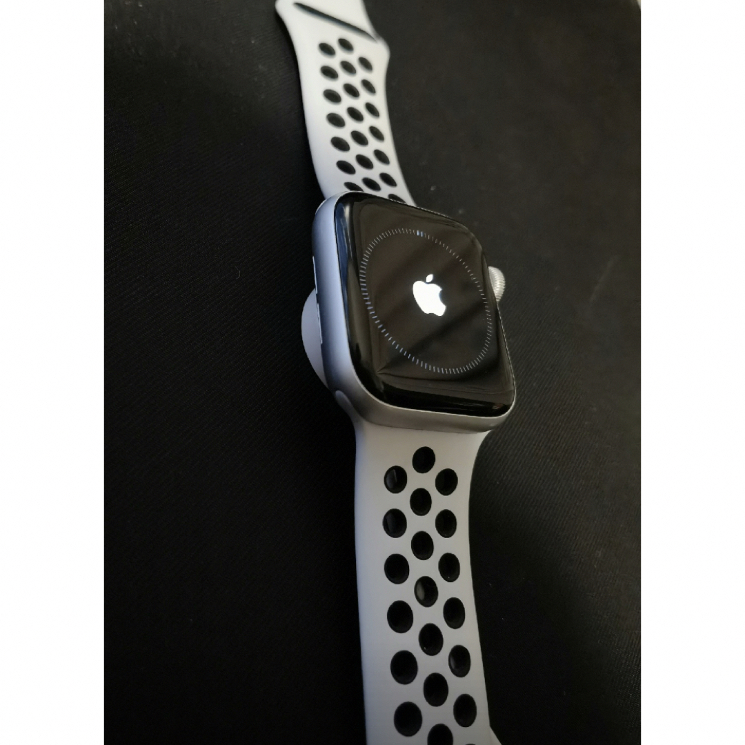 Apple watch SE 41mm nike GPSモデル