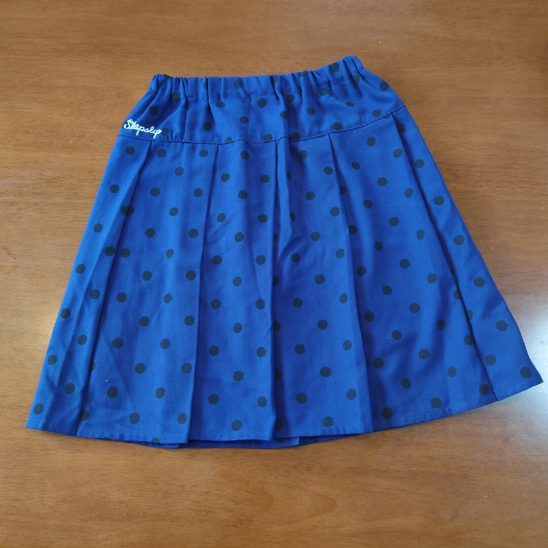 SLAP SLIP(スラップスリップ)のドットプリーツスカート キッズ/ベビー/マタニティのキッズ服女の子用(90cm~)(スカート)の商品写真