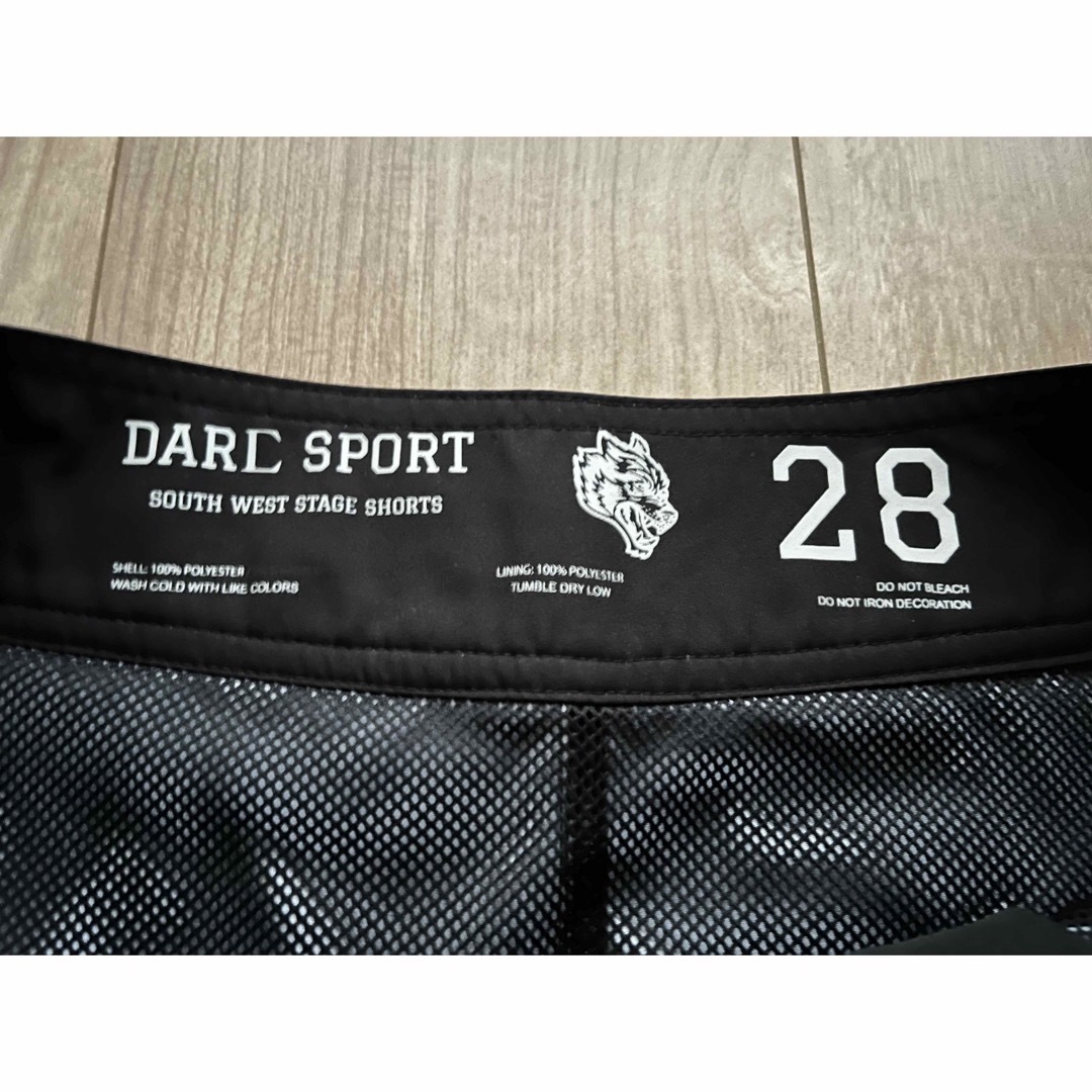 DARC SPORT ダルクスポーツ　サーフパンツ　ボードショーツ 黒　28 メンズのパンツ(ショートパンツ)の商品写真