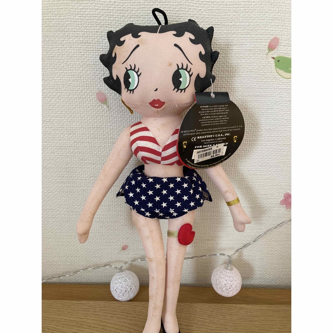 Hollywoodにて購入　BETTY BOOP ちゃん エンタメ/ホビーのおもちゃ/ぬいぐるみ(キャラクターグッズ)の商品写真