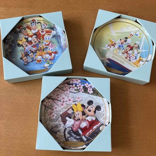 ディズニー(Disney)のディズニー飾り皿3枚セット(置物)