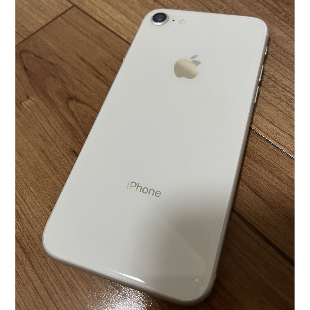 美品　iPhone8 256GB シルバー