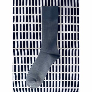 日本製　紳士用　シルクコットン靴下　グレー(ソックス)