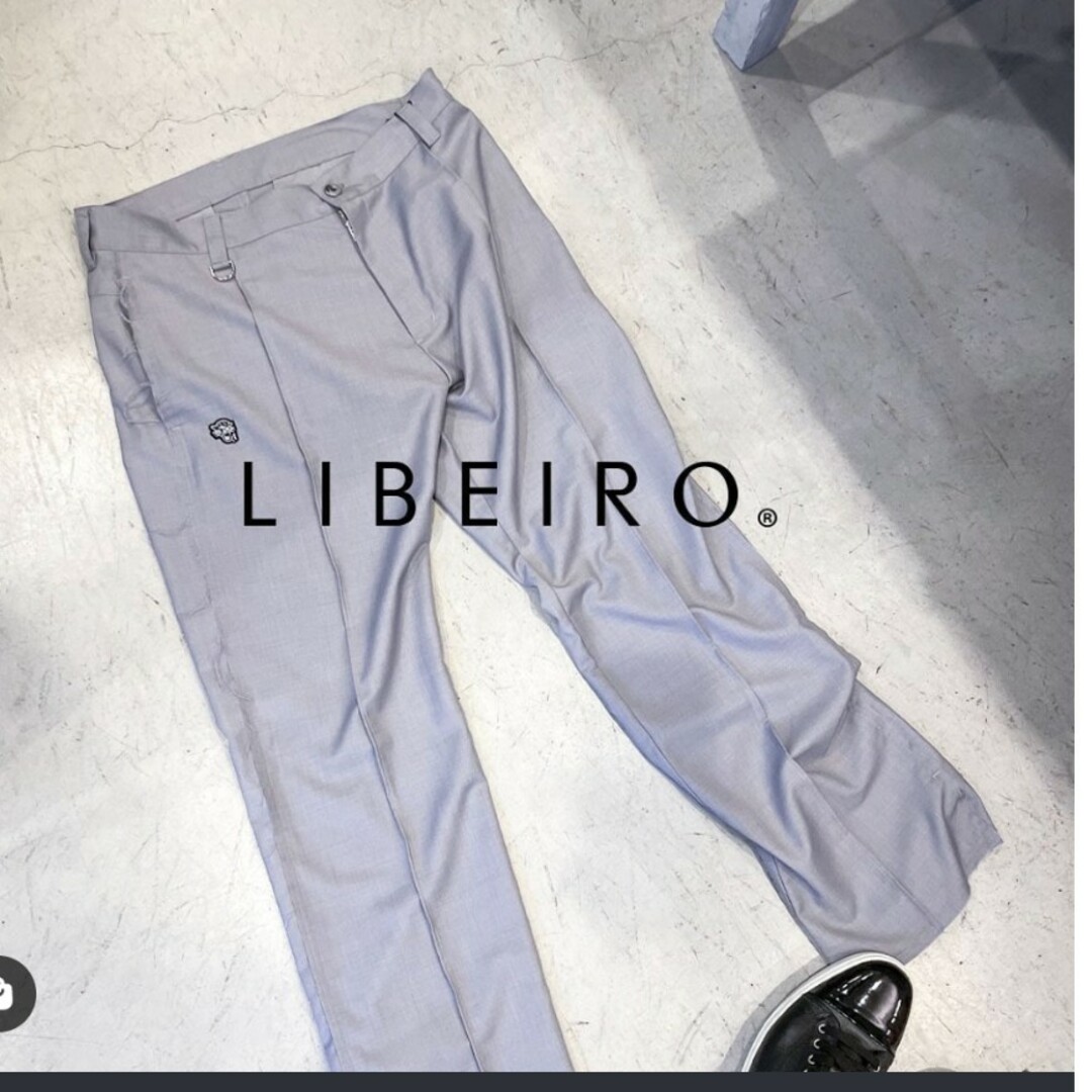 LIBEIRO スリットフレアスラックス M メンズのパンツ(スラックス)の商品写真