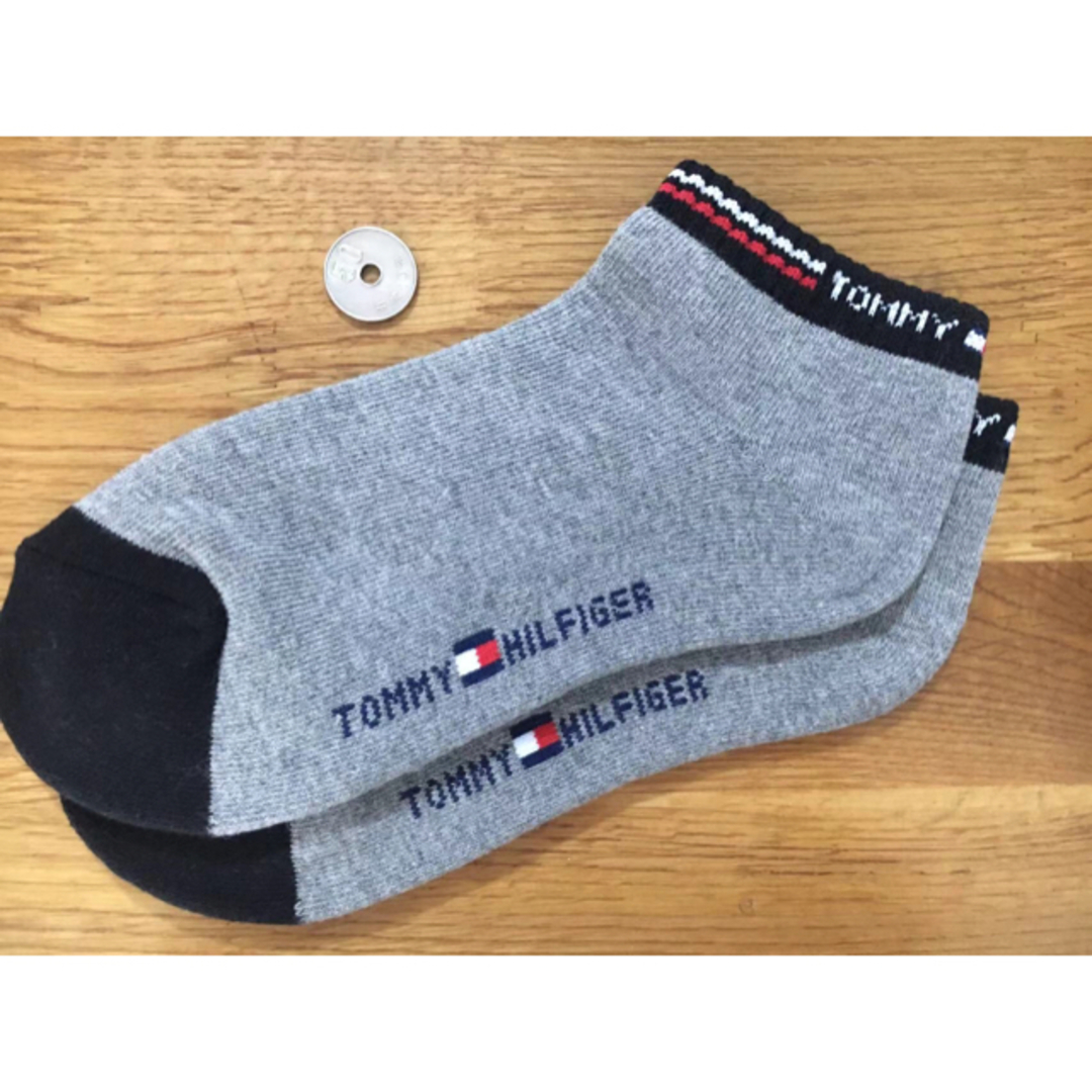 TOMMY HILFIGER(トミーヒルフィガー)の新品トミーヒルフィガーTOMMY HILFIGERレディース3足セット590 レディースのレッグウェア(ソックス)の商品写真