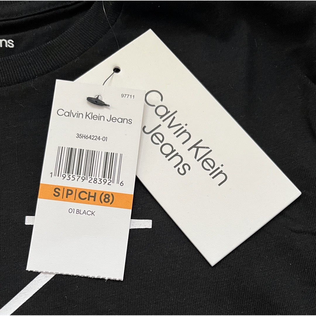 Calvin Klein(カルバンクライン)の新品最後　CalvinKlein カルバンクライン　Tシャツ　BTS グク　S  レディースのトップス(Tシャツ(半袖/袖なし))の商品写真