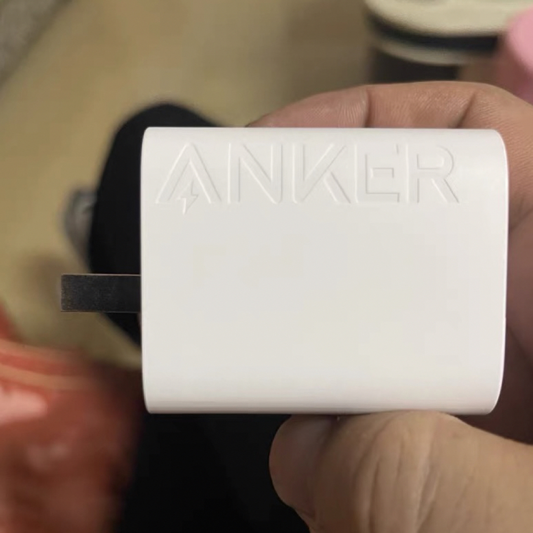 Anker(アンカー)の【新品未開封】ホワイト　Anker 336 Charger（67W） スマホ/家電/カメラのスマートフォン/携帯電話(バッテリー/充電器)の商品写真