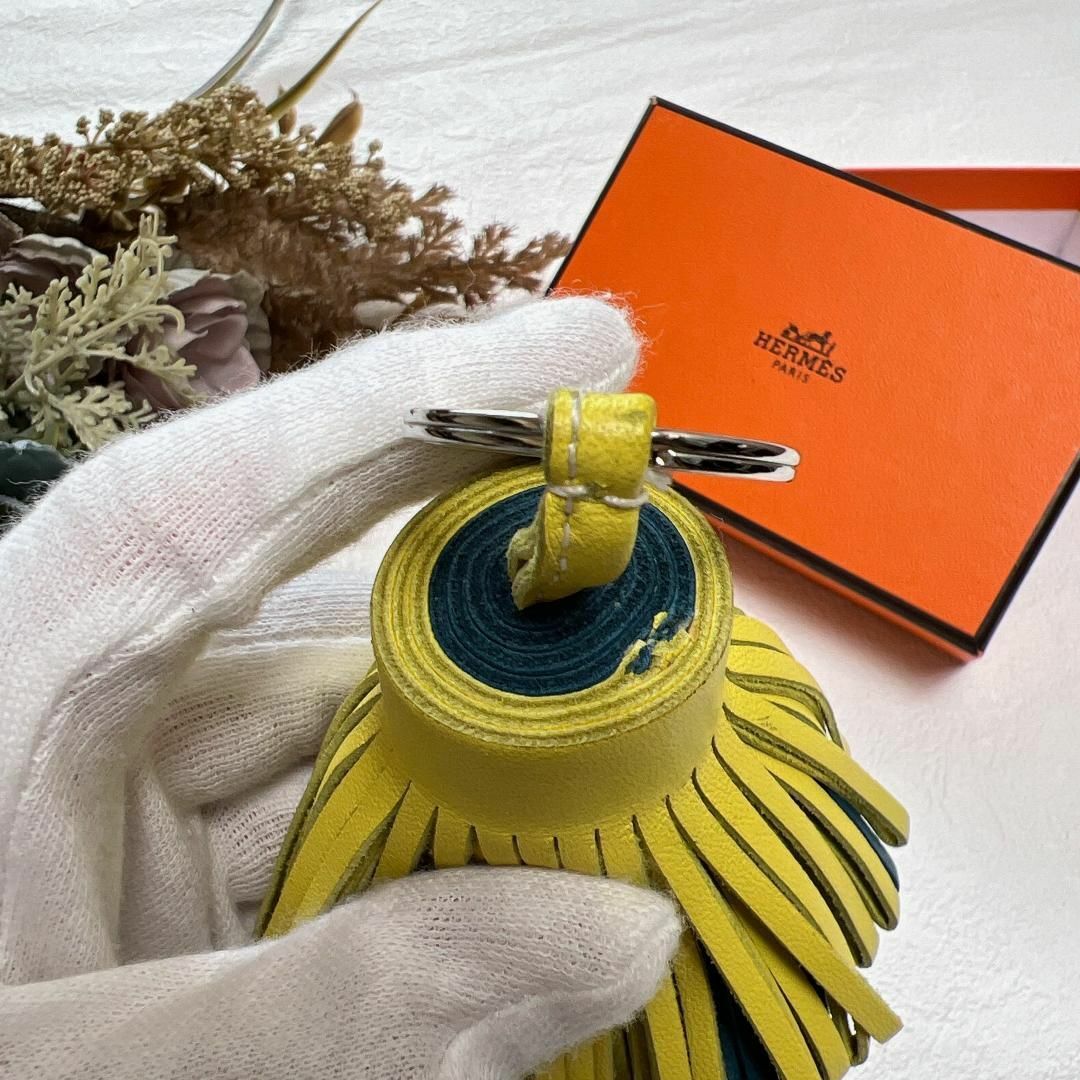 HERMES エルメス アニョーミロ カルメン タッセルキーリング チャーム-