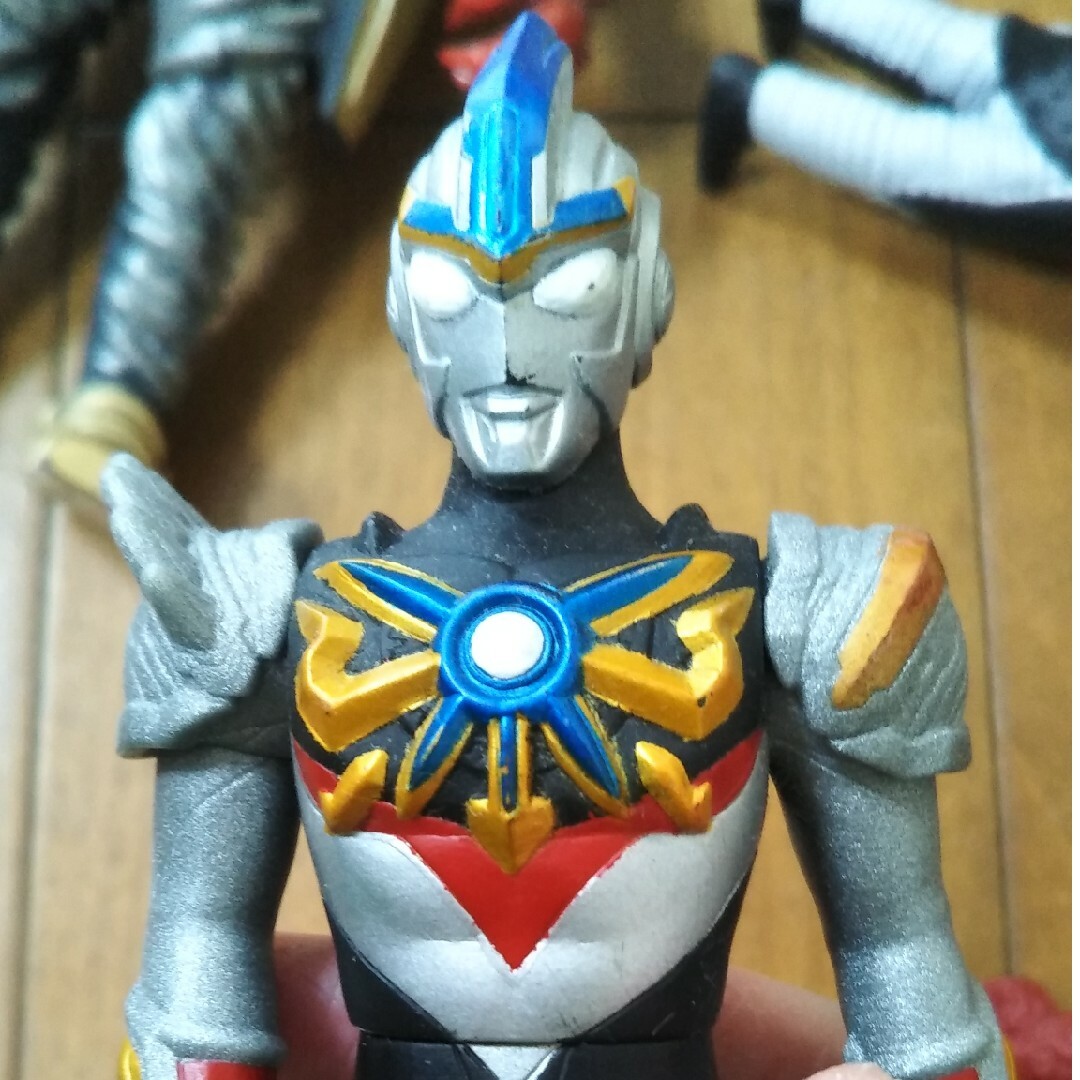 BANDAI(バンダイ)の中古　ウルトラマン　怪獣　ソフビ　8体　まとめ売り エンタメ/ホビーのフィギュア(特撮)の商品写真