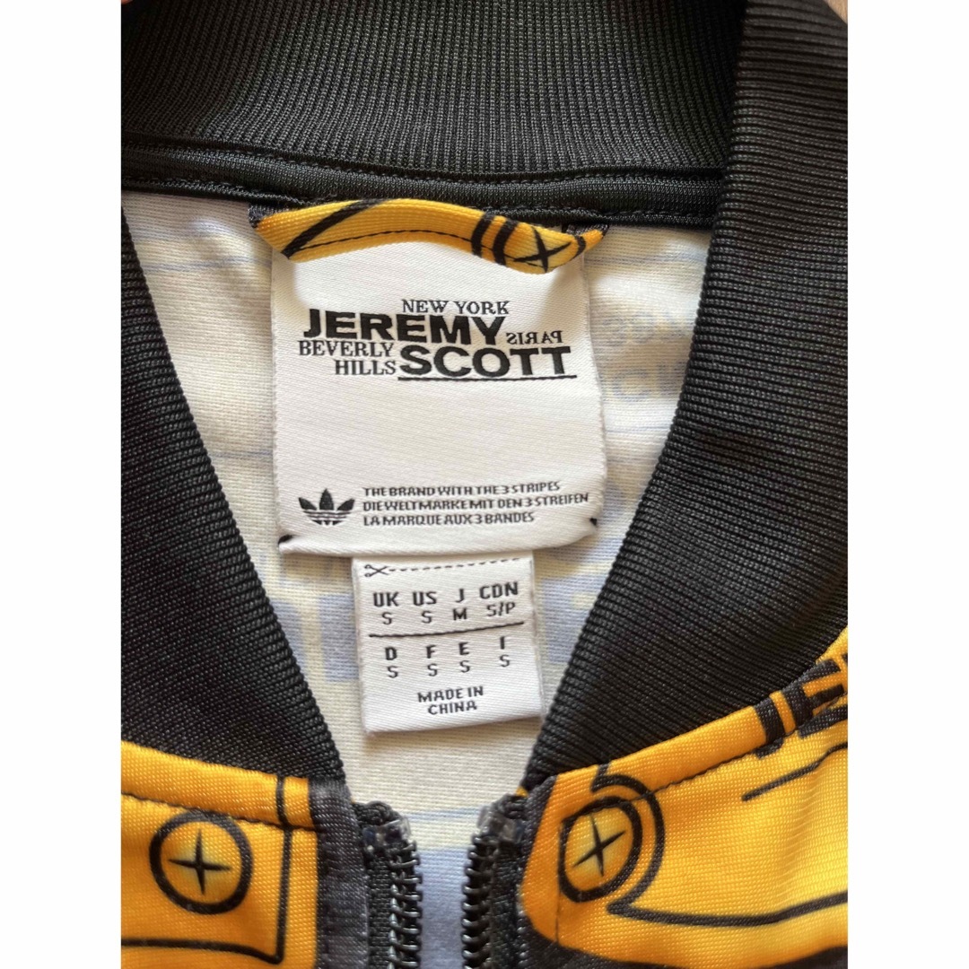 希少adidas by Jeremy Scott 金プレート柄トラックジャケット