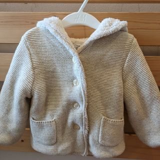 ベビーギャップ(babyGAP)のGAP もこもこ上着　12-18months(ジャケット/コート)