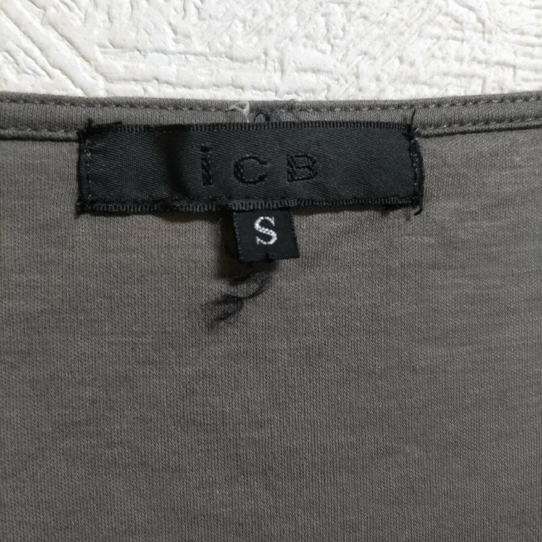 ICB(アイシービー)のICB 袖切り替え 異素材 カットソー Tシャツ レディースのトップス(カットソー(半袖/袖なし))の商品写真