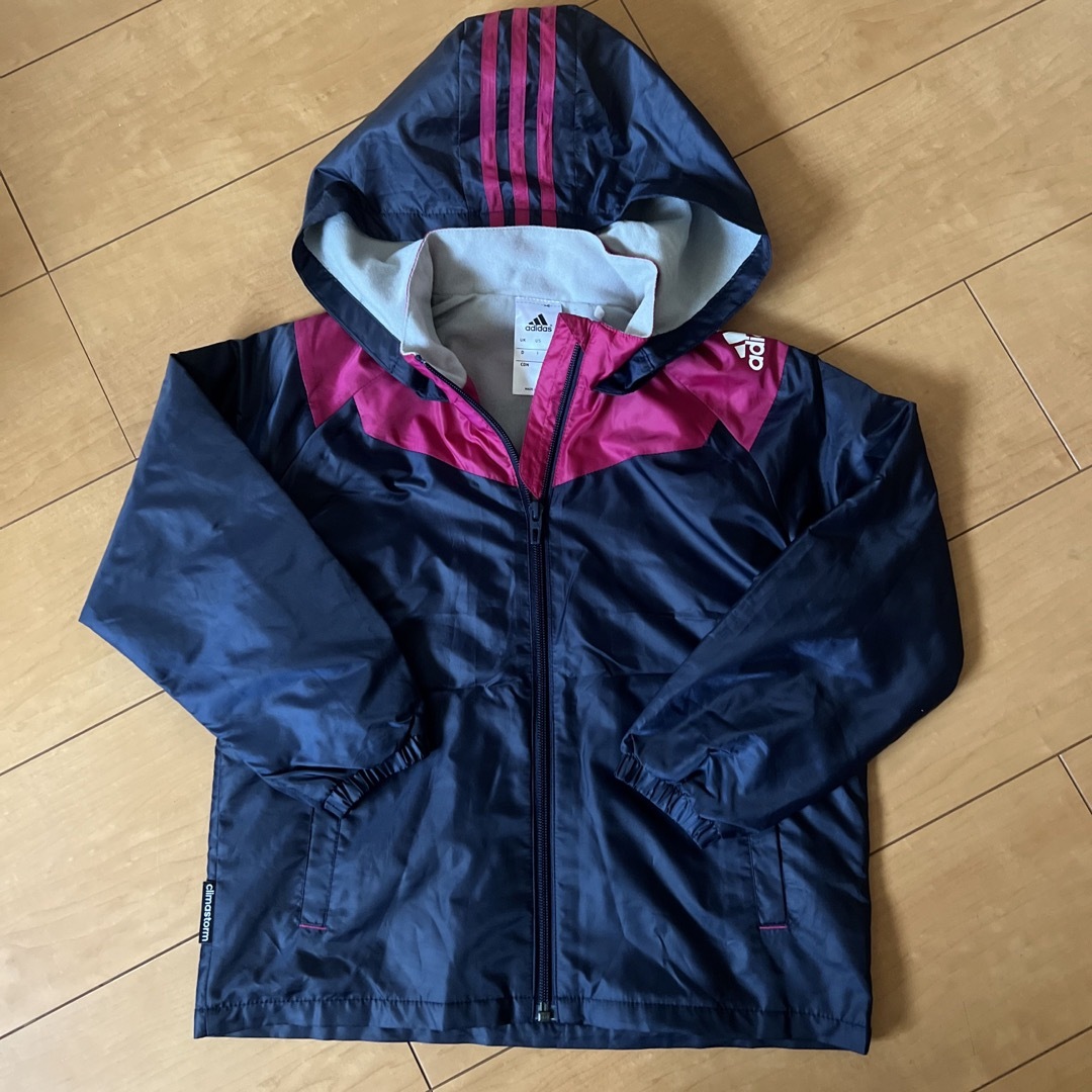 adidas(アディダス)のadidas裏起毛ジャケット120 キッズ/ベビー/マタニティのキッズ服男の子用(90cm~)(ジャケット/上着)の商品写真