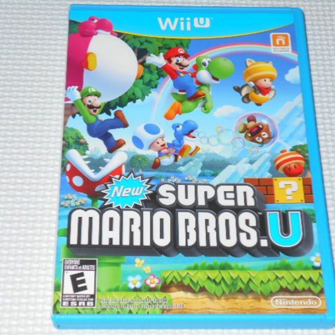 Wii U(ウィーユー)のWii U★NEW SUPER MARIO BROS.U 海外版 北米版 エンタメ/ホビーのゲームソフト/ゲーム機本体(家庭用ゲームソフト)の商品写真