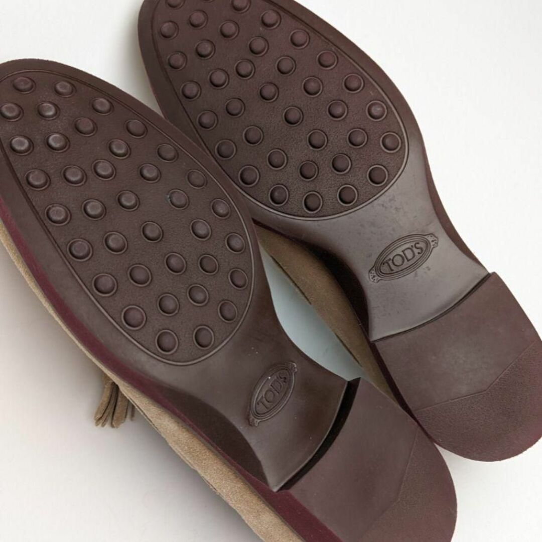 TOD'S(トッズ)の新品そっくりさん⭐トッズ　TOD'S　スエード　ローファー　パンプス　36 レディースの靴/シューズ(ローファー/革靴)の商品写真