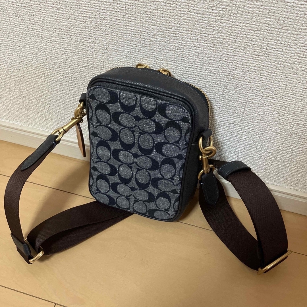 COACH ショルダーバッグ　C8235 斜めがけ　ユニセックス 3