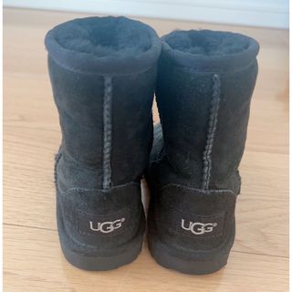 アグ(UGG)のugg キッズブーツ　15センチ　ブラック(ブーツ)