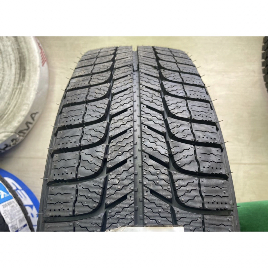 トヨタ - デイトナスチールにミシュラン新品スタッドレス195/80R15