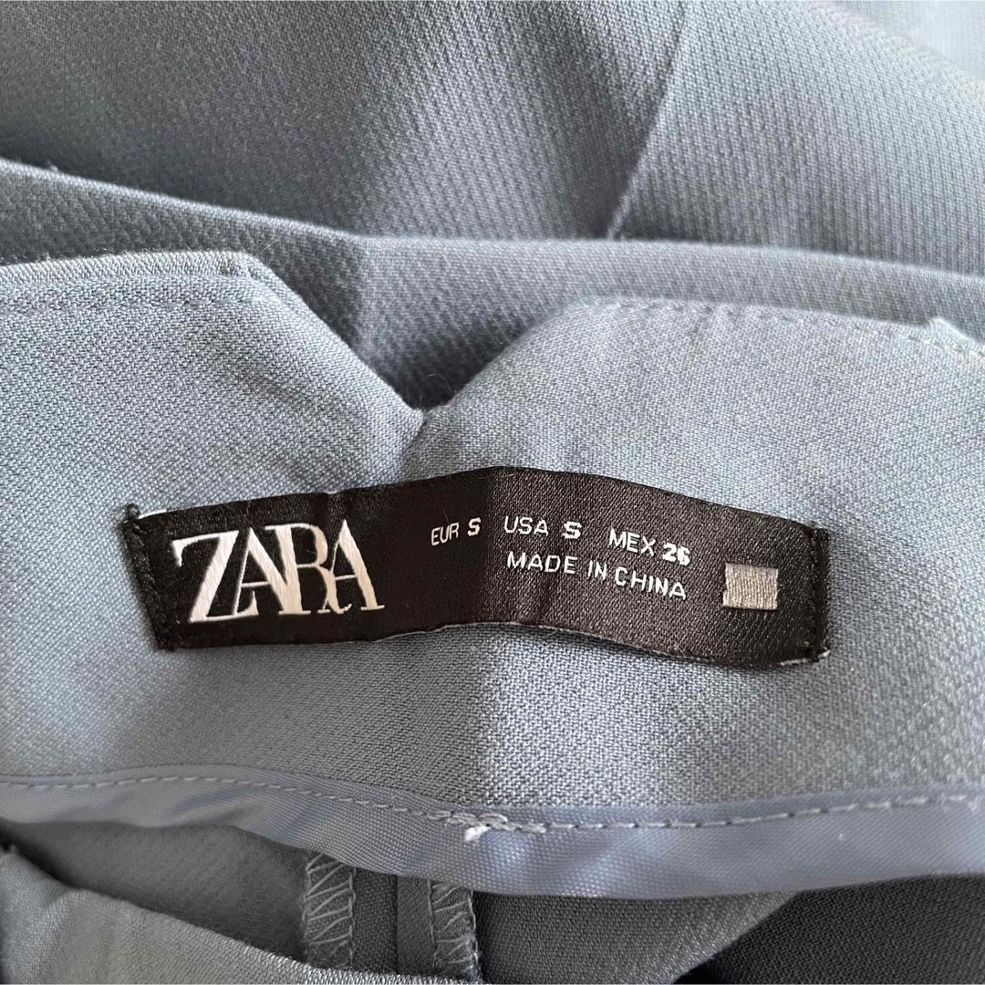 ZARA(ザラ)のZARA ハイウエストパンツ レディースのパンツ(カジュアルパンツ)の商品写真