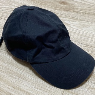 ジーユー(GU)のキャップ　帽子　黒　格安　GU ジーユー　UVカット　ブラック　アウトドアに(キャップ)