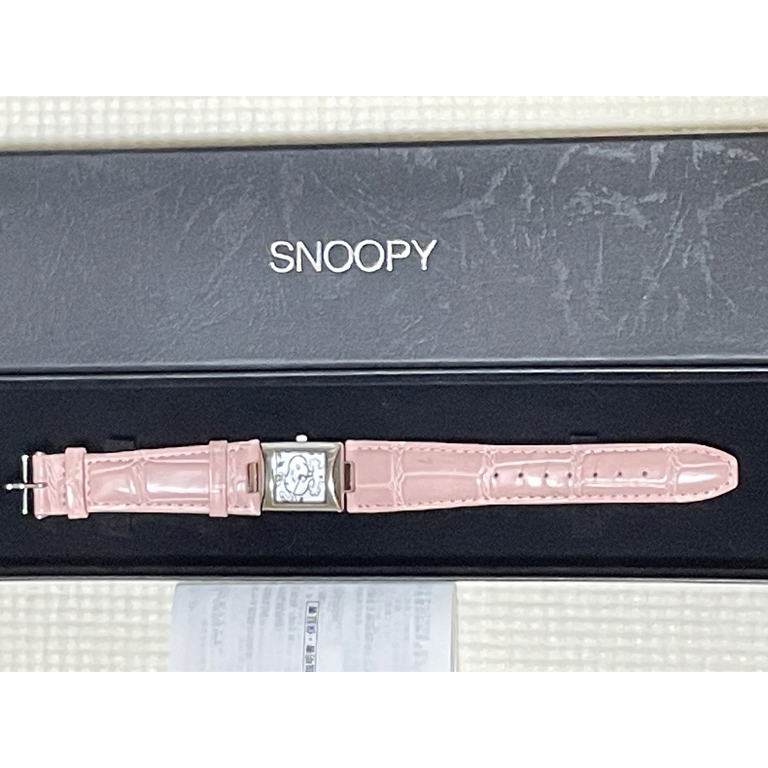 SNOOPY(スヌーピー)の【SNOOPY】未使用 美品 スヌーピー 腕時計 レディース  レディースのファッション小物(腕時計)の商品写真