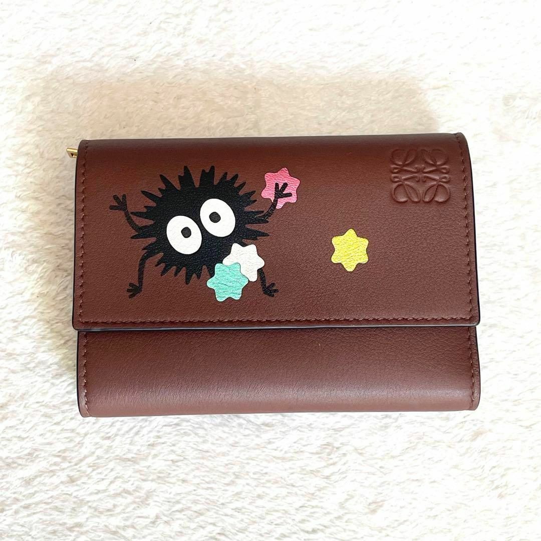 未使用　LOEWE ロエベ　折りたたみ　三つ折り財布