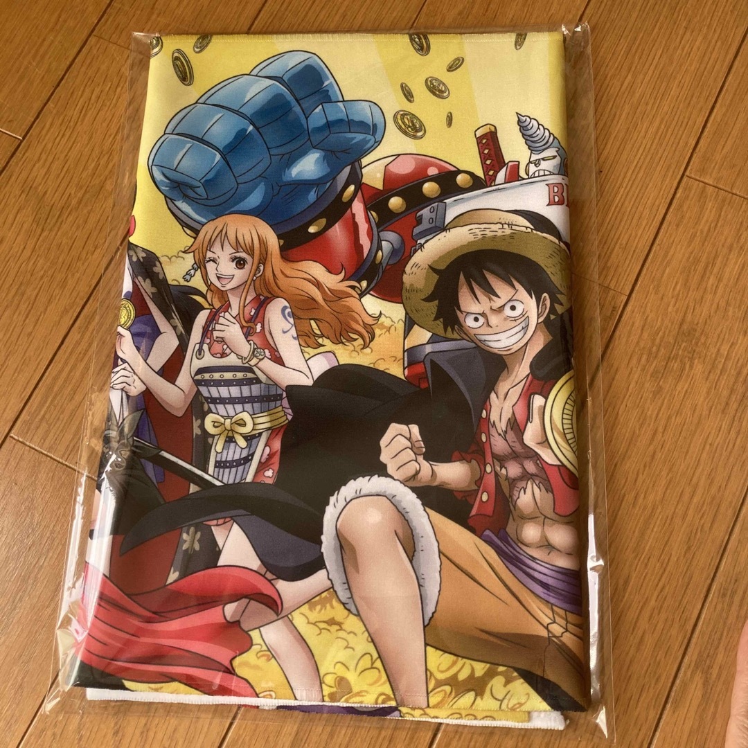 ONE PIECE(ワンピース)のワンピース　ワノ国　お宝ザックザクプレゼントキャンペーン　当選品　フェイスタオル エンタメ/ホビーのおもちゃ/ぬいぐるみ(キャラクターグッズ)の商品写真