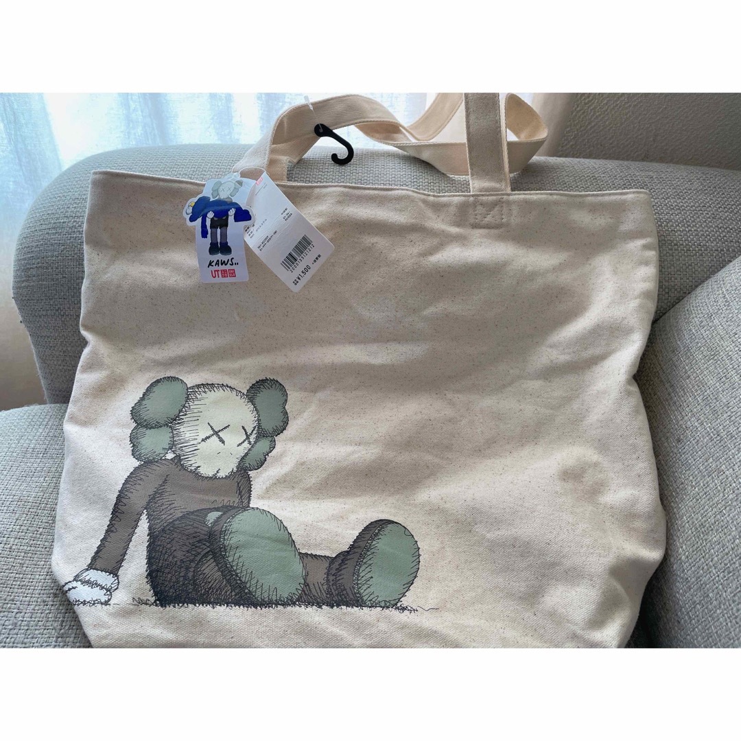 未開封 ユニクロ カウズ UNIQLO × KAWS トートバッグ ノベルティ - バッグ 未開封 ユニクロ カウズ UNIQLO × KAWS トートバッグ ノベルティ - バッグ