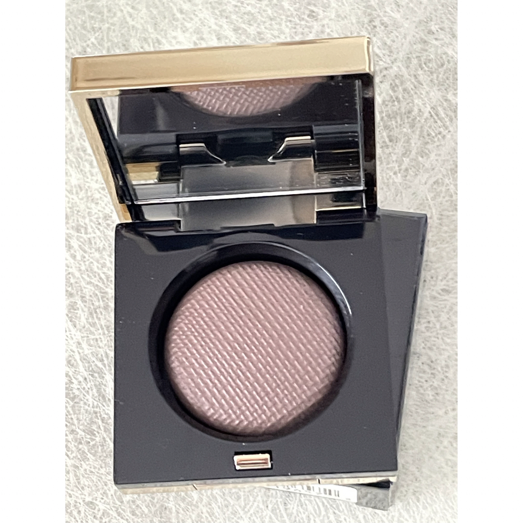 BOBBI BROWN(ボビイブラウン)のボビィブラウン　アイシャドウ コスメ/美容のベースメイク/化粧品(アイシャドウ)の商品写真