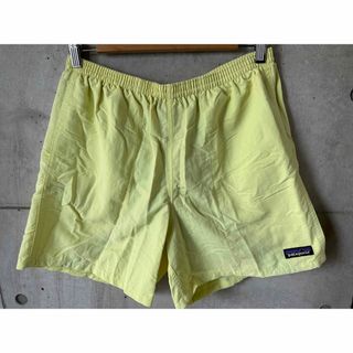 パタゴニア(patagonia) ショートパンツ(メンズ)（イエロー/黄色系）の