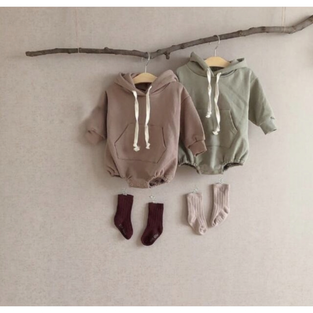 babyGAP(ベビーギャップ)の【即納】クマさんオールインワンパーカー / Green / 90cm キッズ/ベビー/マタニティのベビー服(~85cm)(ロンパース)の商品写真