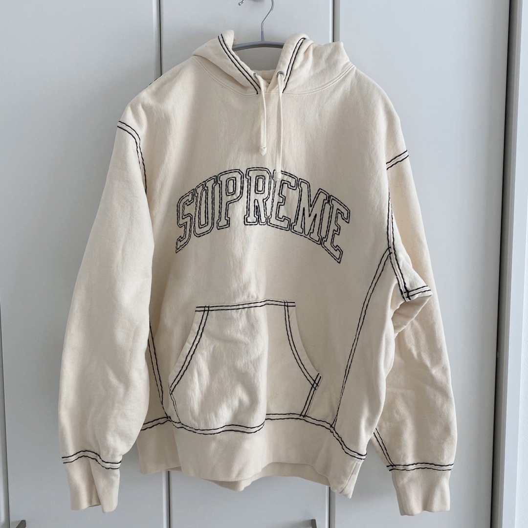 Supreme 刺繍パーカー