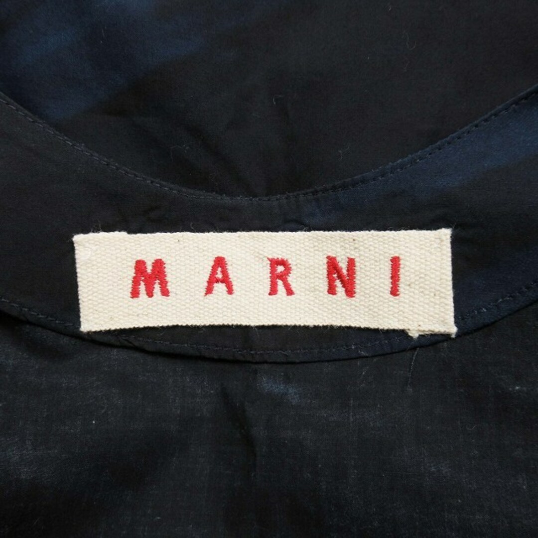 Marni(マルニ)の美品マルニ MARNI ノースリーブブラウス グラフィックプリント タックシャツ レディースのトップス(シャツ/ブラウス(半袖/袖なし))の商品写真