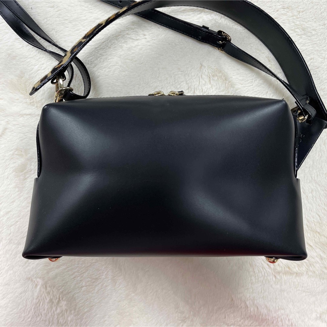 IENA(イエナ)のIENA ポティオール　2wayバッグ　黒　レオパード レディースのバッグ(ショルダーバッグ)の商品写真