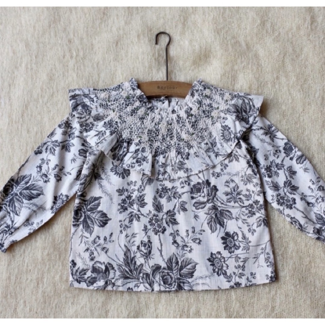 □ bonjour blouse handsmock collar 8y - ブラウス