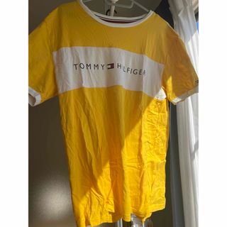 トミーヒルフィガー(TOMMY HILFIGER)のTOMMY HILFIGER Tシャツ イエロー Mサイズ(Tシャツ(半袖/袖なし))