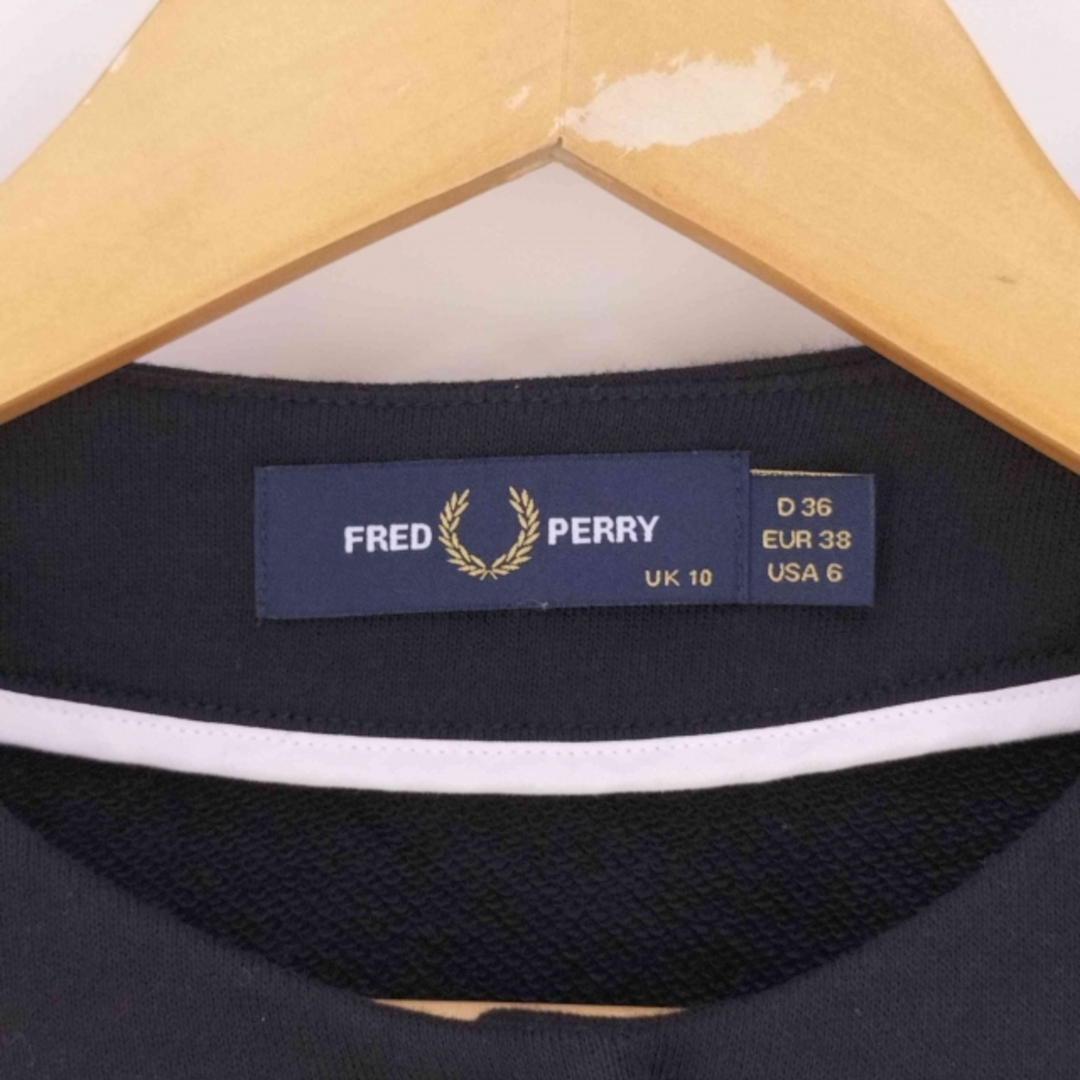 FRED PERRY(フレッドペリー)のFRED PERRY(フレッドペリー) レディース アウター ジャケット レディースのジャケット/アウター(ブルゾン)の商品写真
