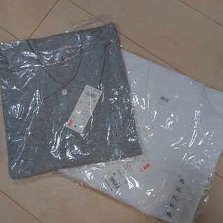 ユニクロ(UNIQLO)のユニクロ　ポロシャツ2枚組　白/グレー(ポロシャツ)