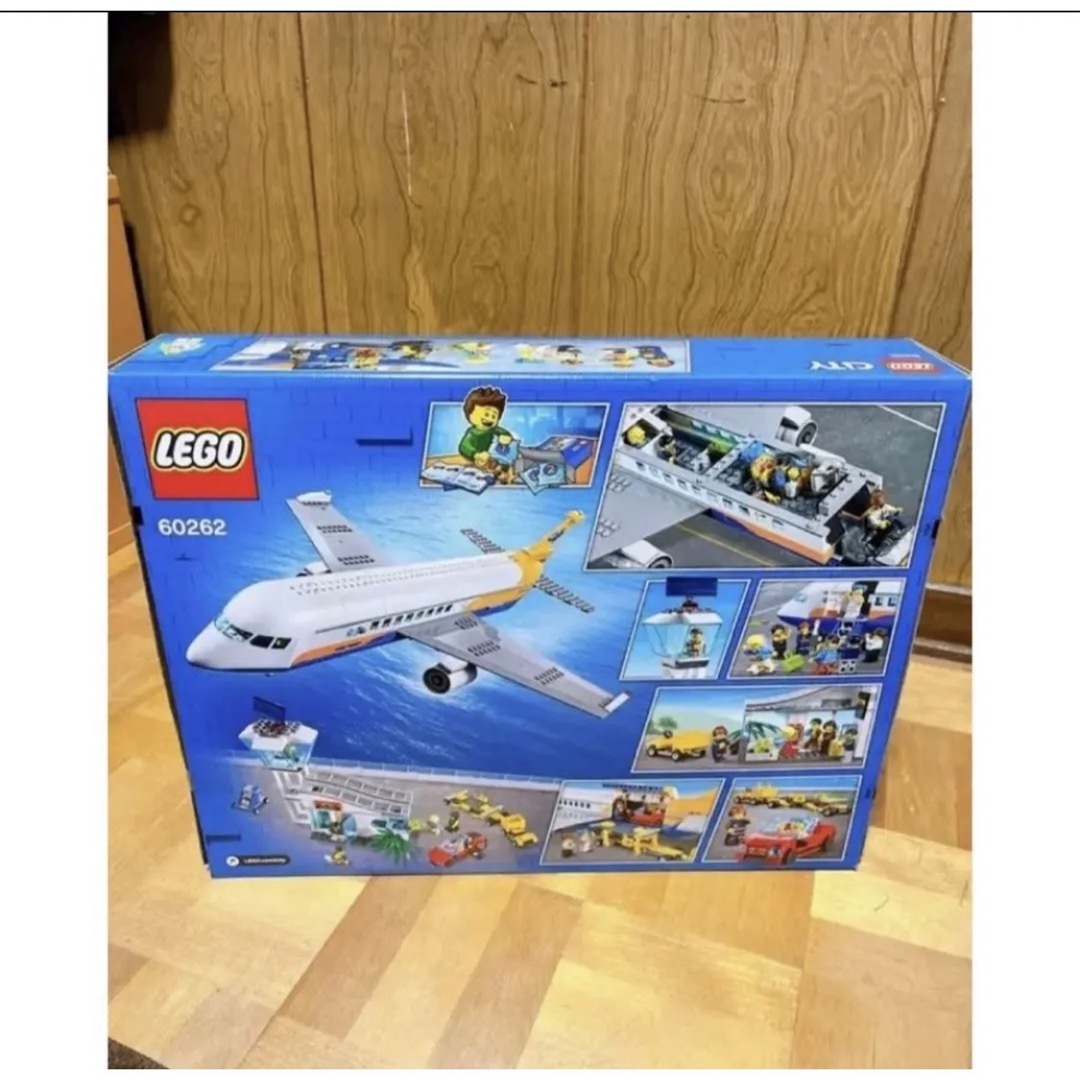 新品未使用　レゴ(LEGO) シティ パッセンジャー エアプレイン 60262  キッズ/ベビー/マタニティのおもちゃ(知育玩具)の商品写真