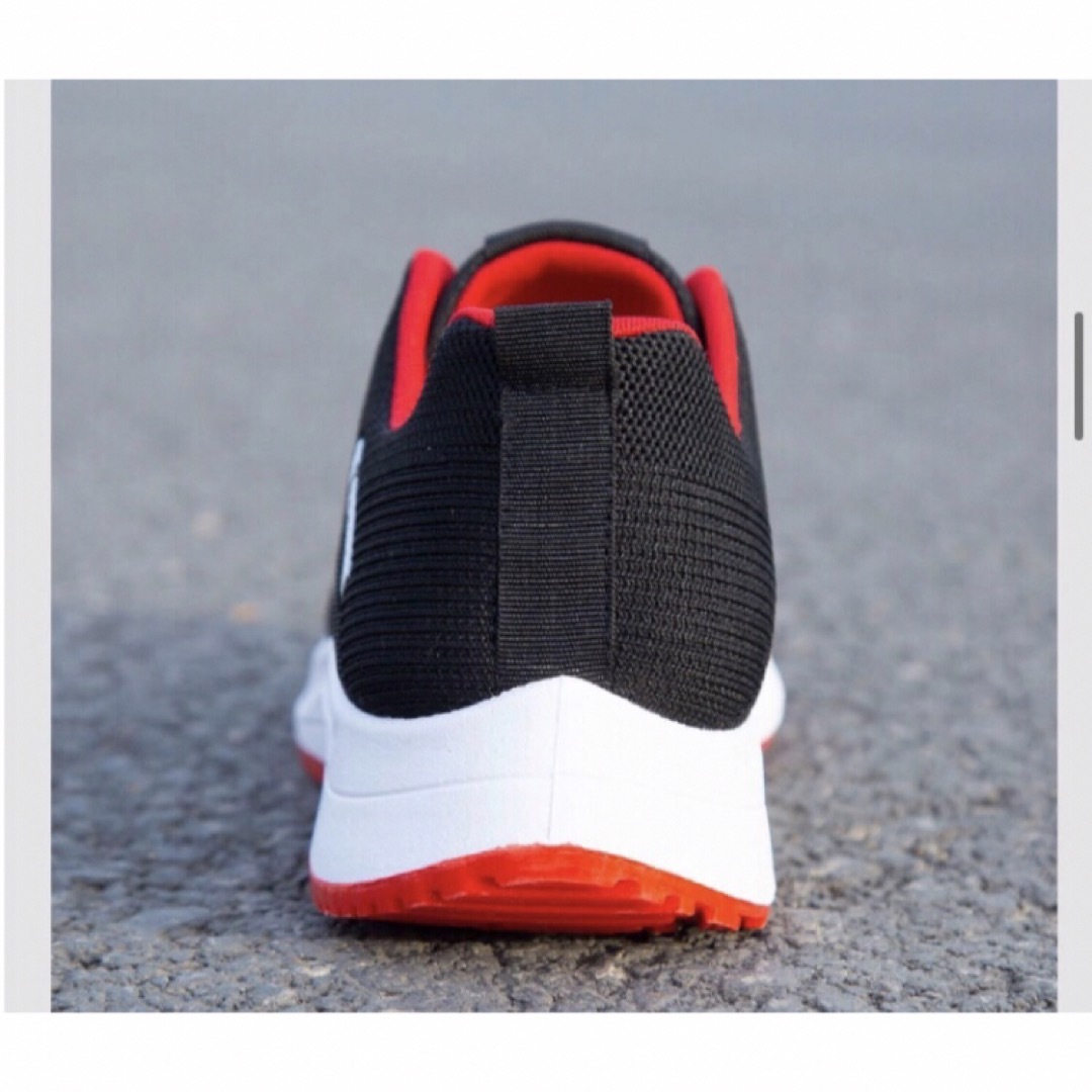 ランニングシューズ メンズ 靴 スニーカースポーツ トジョギング新品25.5cm メンズの靴/シューズ(スニーカー)の商品写真