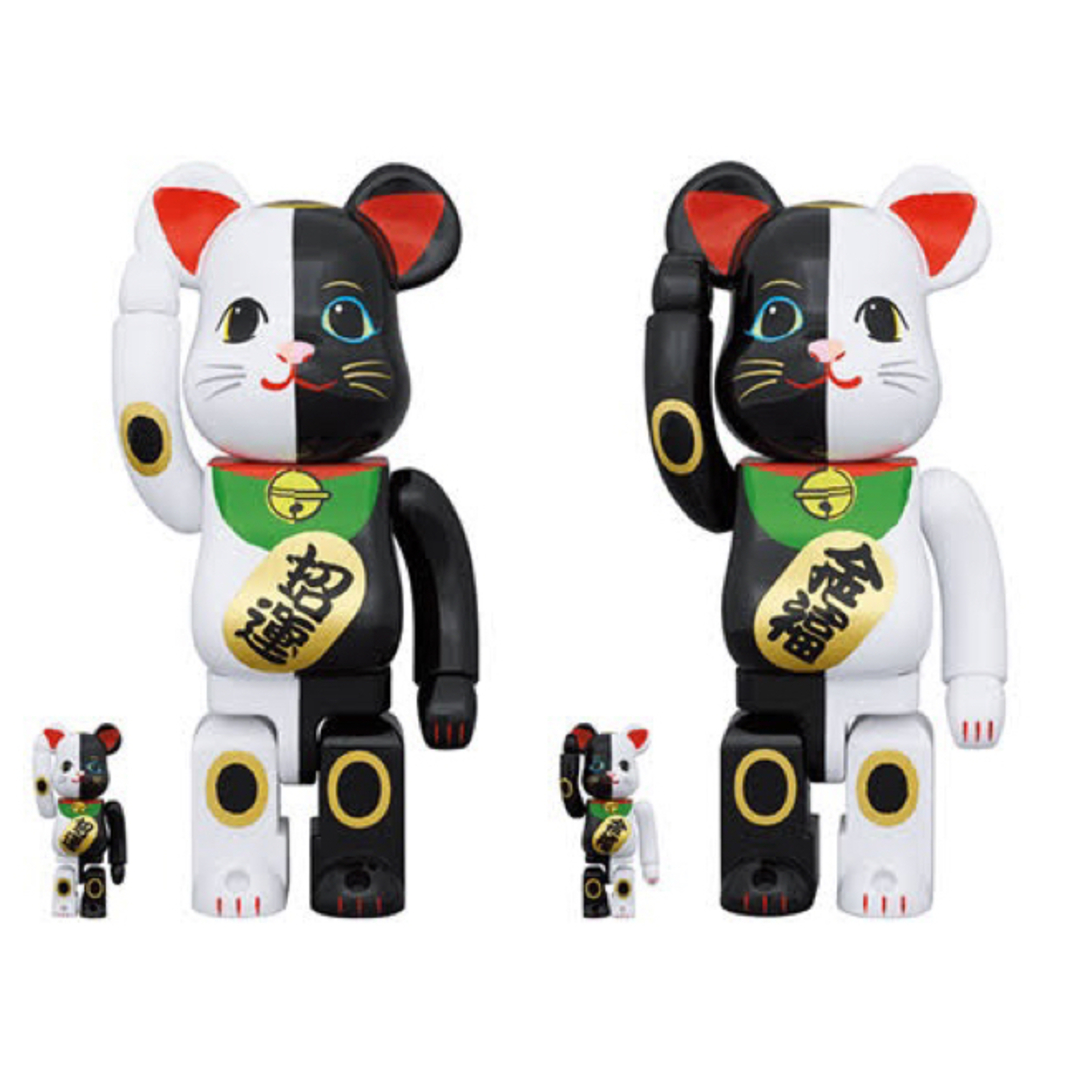 BE@RBRICK 招き猫 金運 白 × 招福 黒 ／ 招福 黒 × 金運 白