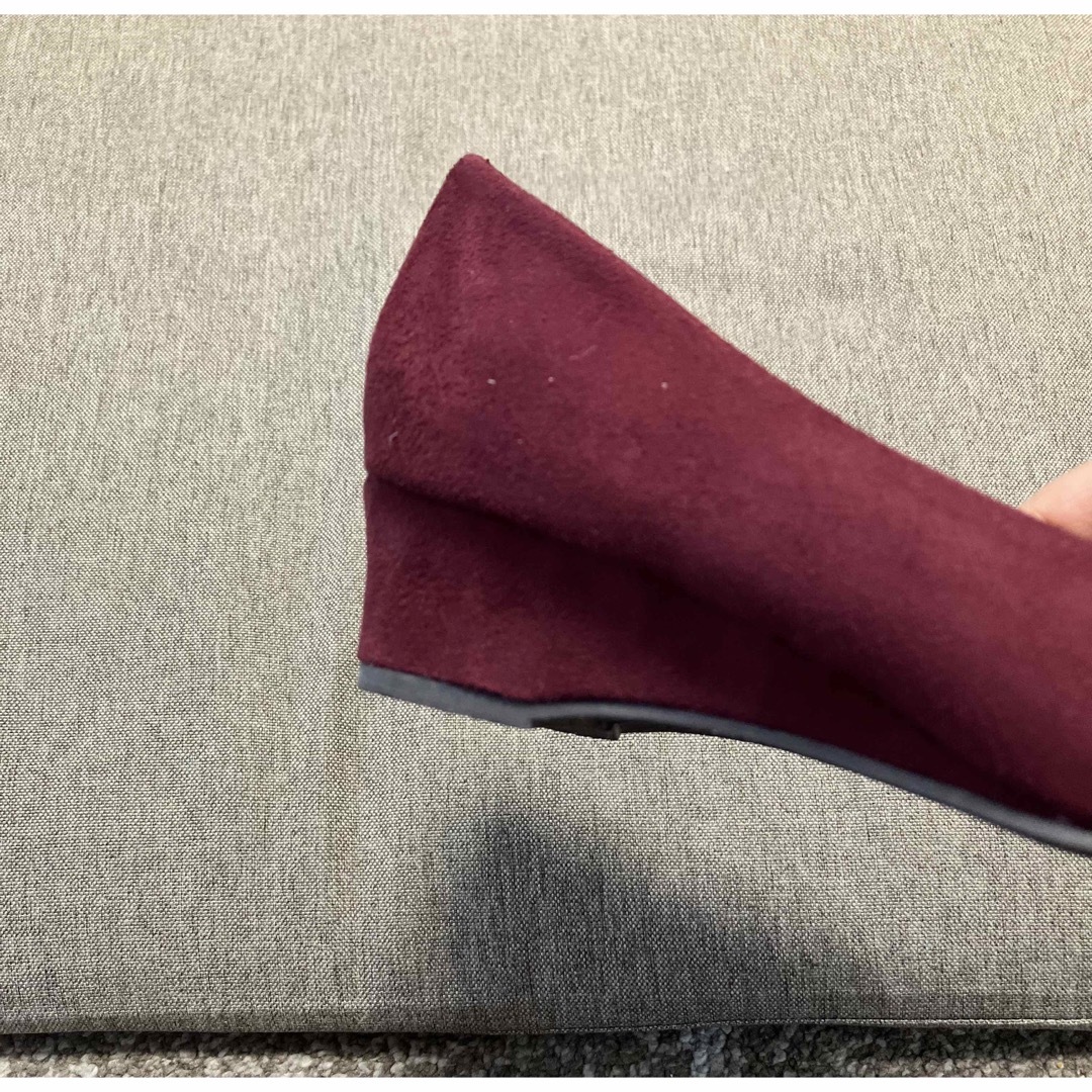 cecile(セシール)のラウンドトゥウェッジパンプス　23.5cm レディースの靴/シューズ(ハイヒール/パンプス)の商品写真