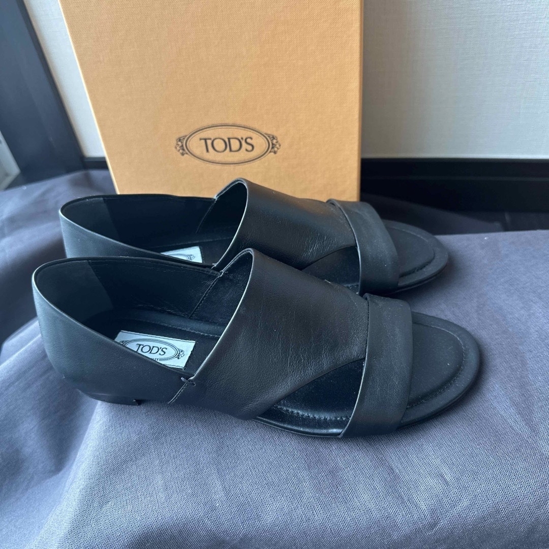 TOD'S サンダルSANDALO 36 新品