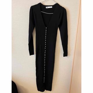 ザラ(ZARA)のzara パールボタンニットワンピース(ロングワンピース/マキシワンピース)